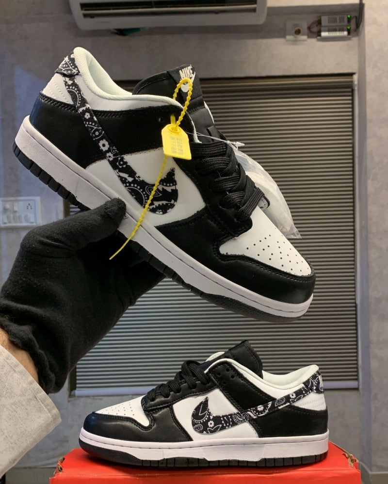 Nike SB Dunk Low Paisley Black Sneakers