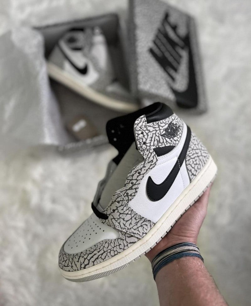 Air Jordan Retro 1 High White Cement