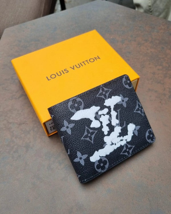LOUI S VUITTONN WALLET V9