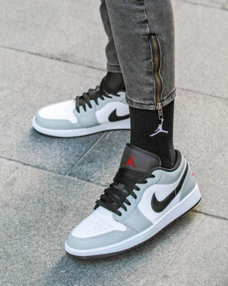 Air JORDAN RETRO 1 SMOKE GREY SHORT