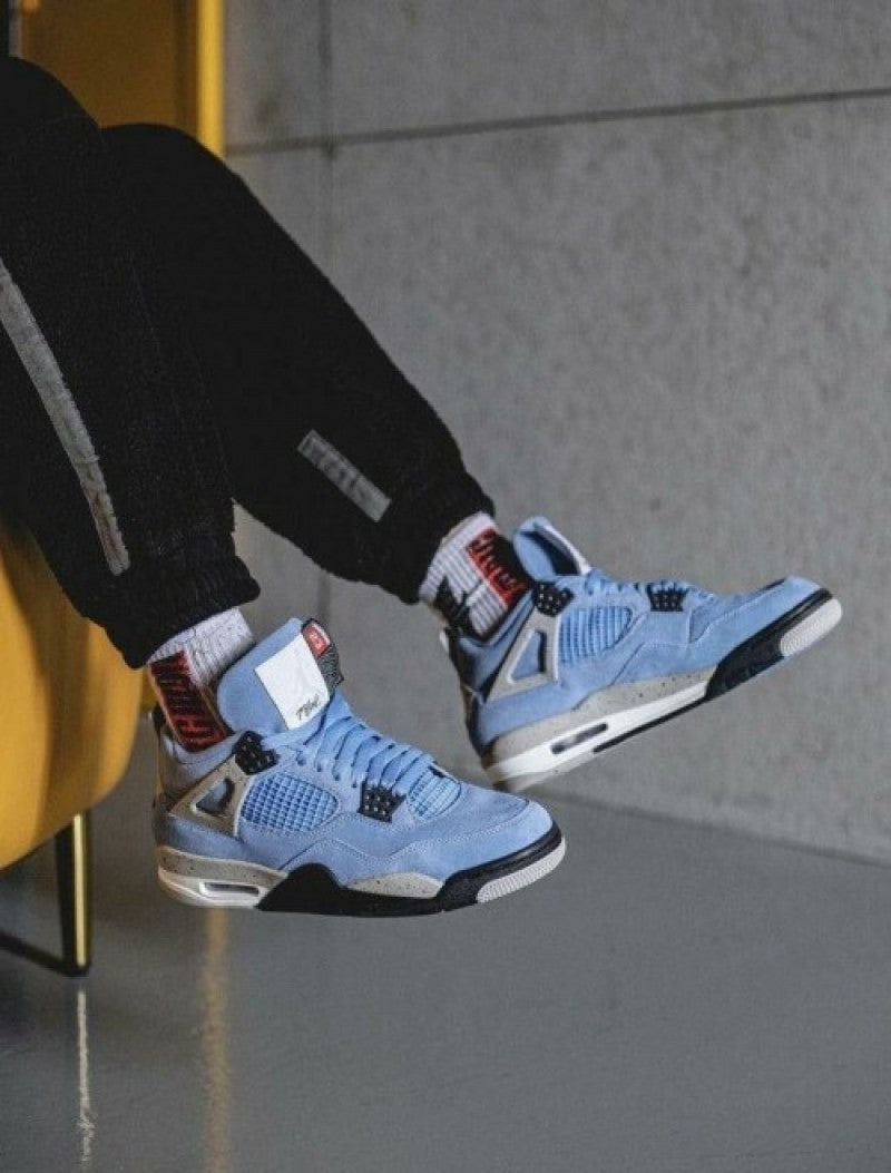 Air Jordan 4 University Blue Fix