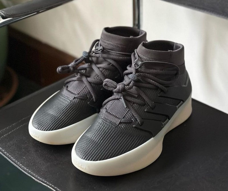 *Adidas Original Fear Of God Athletics x Basketball Fog Snks Fix*