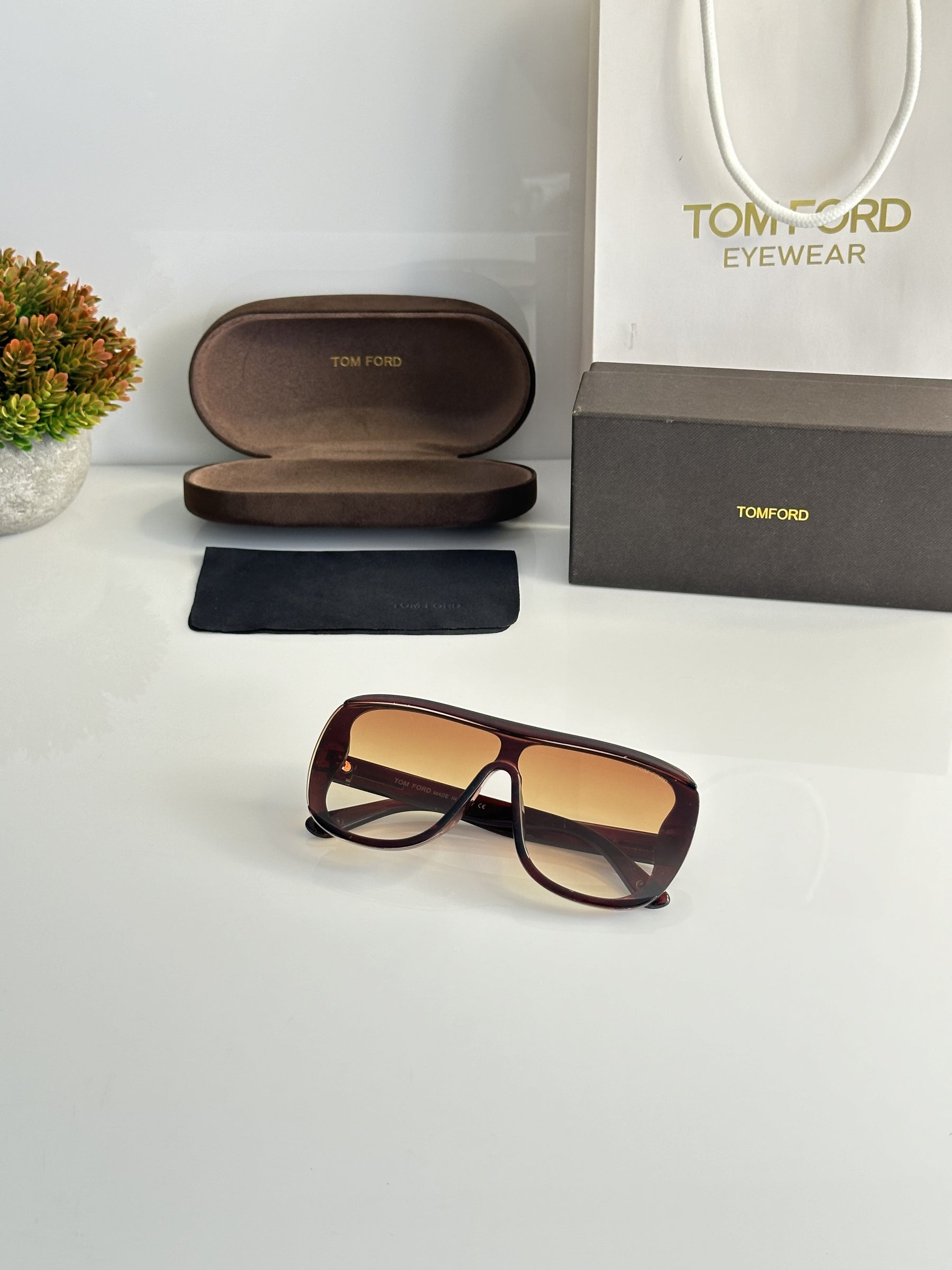 Tomford 0559 Brown