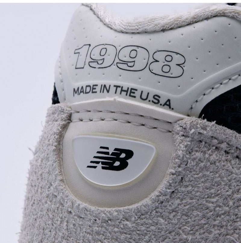 New Balance joeFreshgoods 990v4 Intro (116
