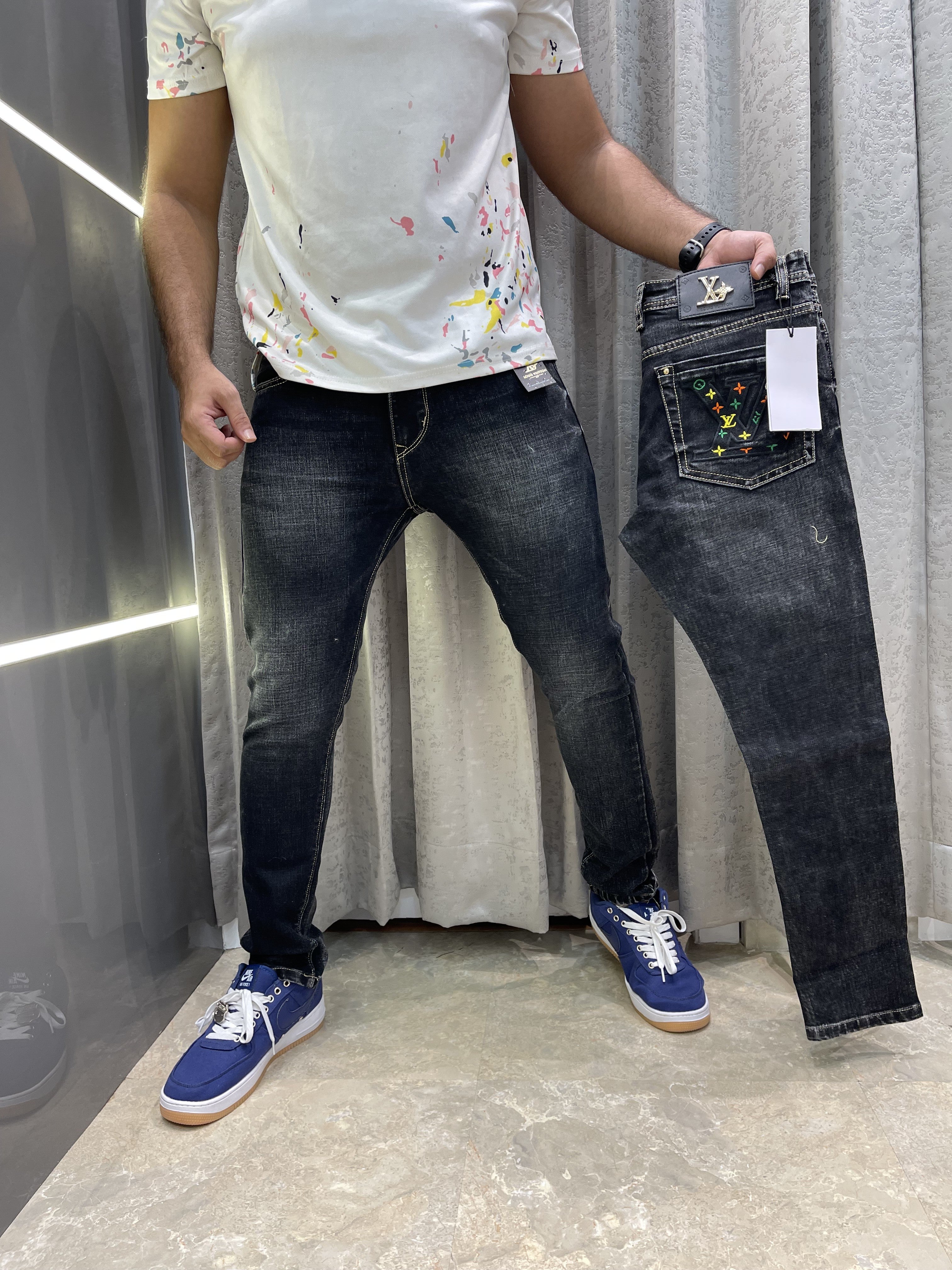 LOUIS VUITTO N BLACK EMBOSSED PRINT PREMIUM DENIM