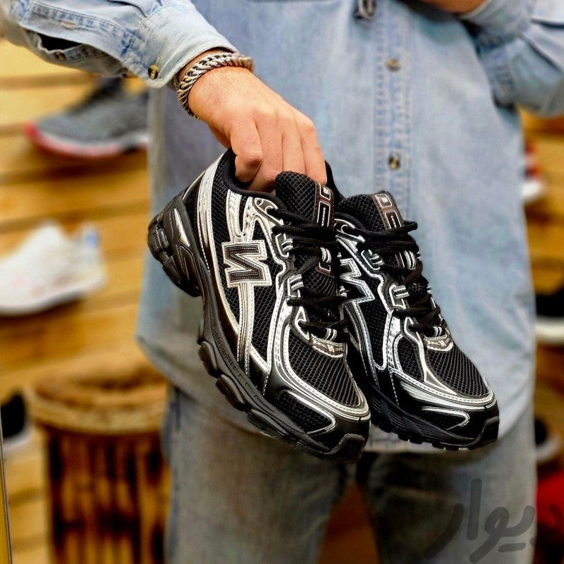 New Balance 740 Black Silver Running Shoes 143