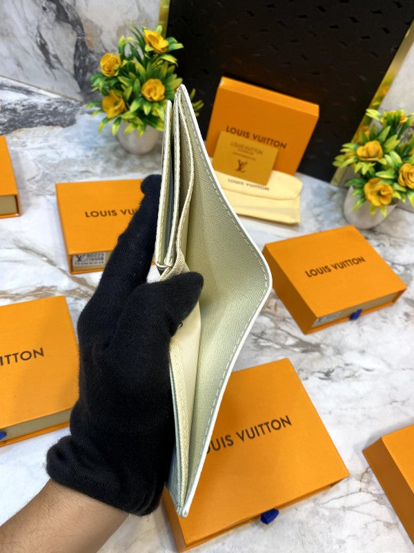 LOUIS VUITTON WALLET V475