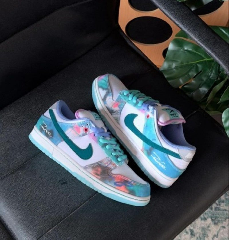 Nikee SB Dunk Low FUTURA LABORATORIES