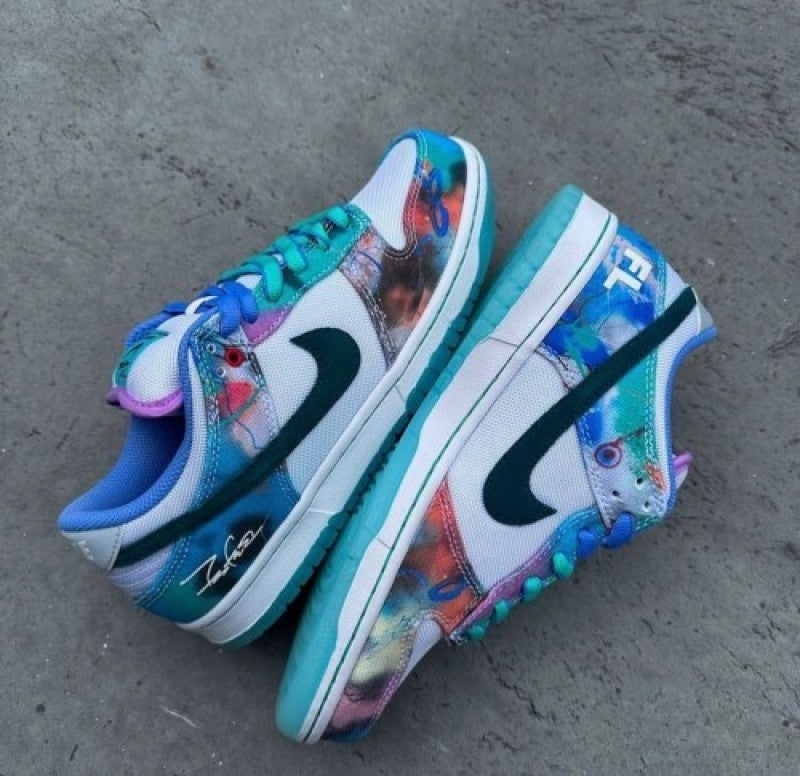 Nikee SB Dunk Low FUTURA LABORATORIES