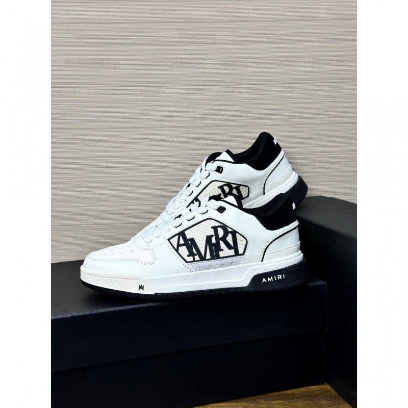 I classic low top sneakers white black