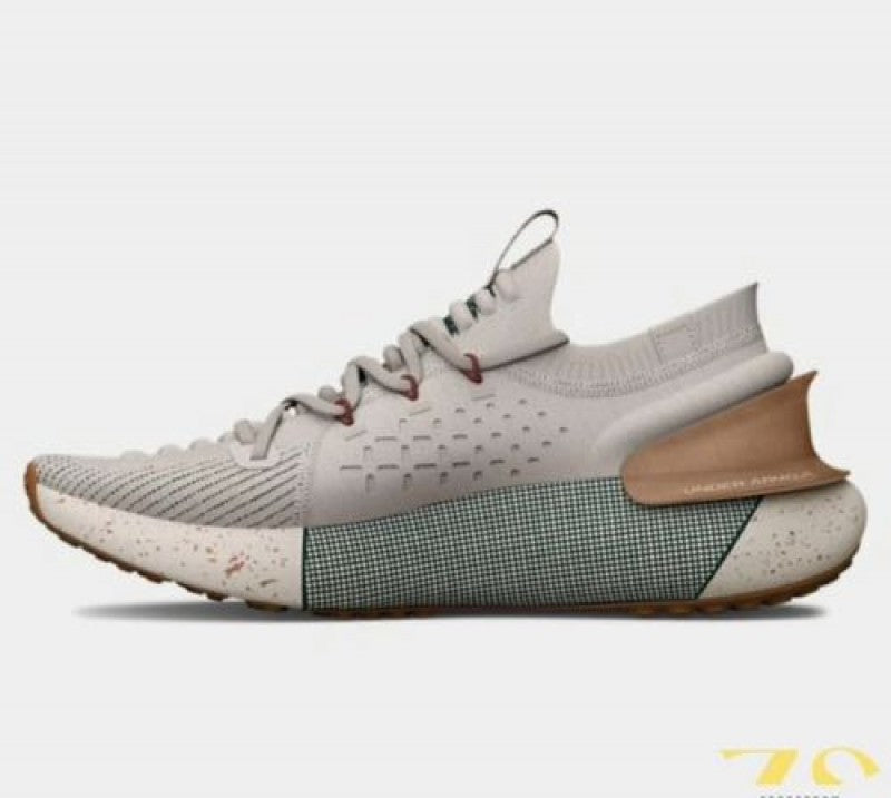 Under Armou hovr grey gum