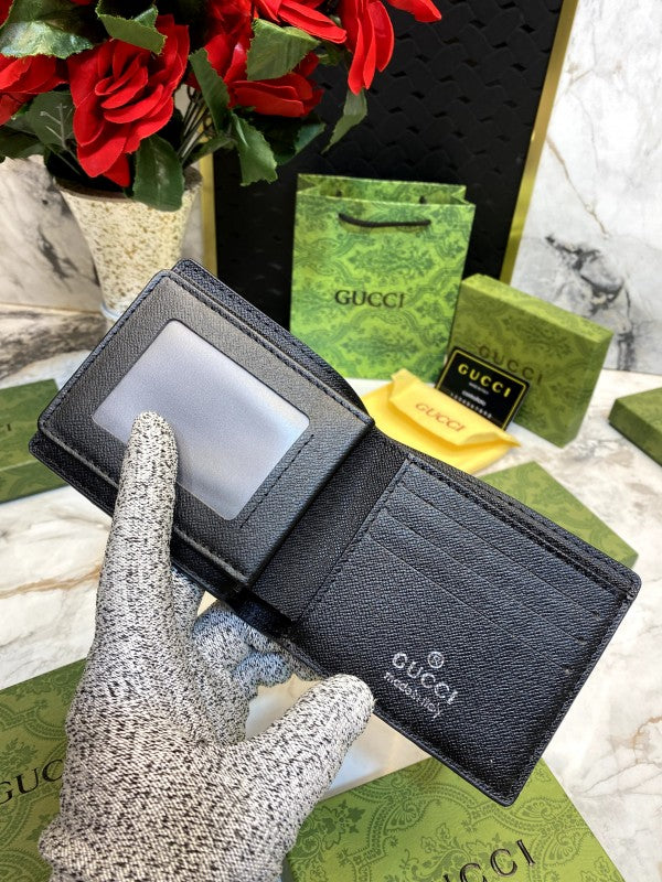GUCCI WALLET V512