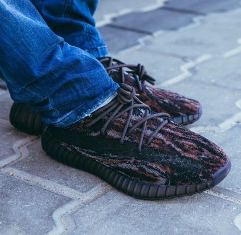 Adida s yeezy V2 Mx rock UA with bill bag og kit SOCKS