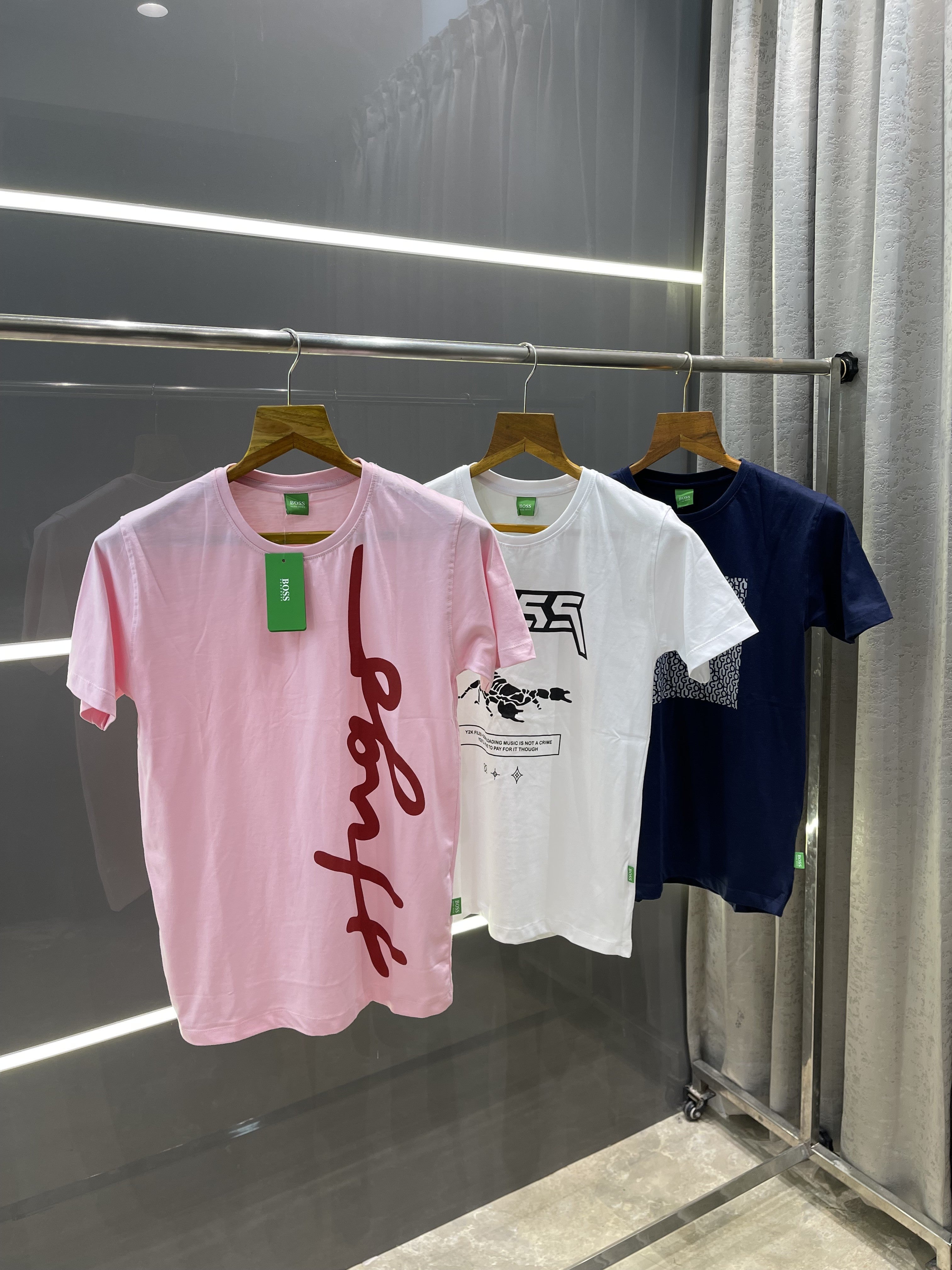 Big sale BOSS WHITE PRINTED PREMIUM T-SHIRT