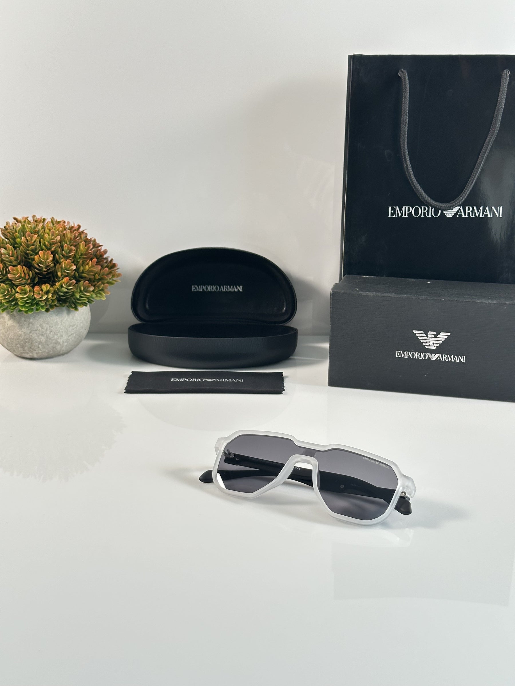 Emporio Armani 219 Ice Black