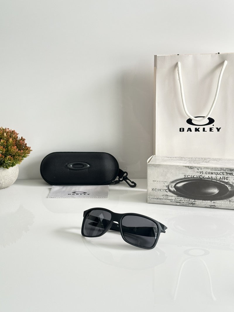 Oakley 22034 Black