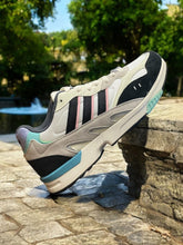 Adidass torsion super sneakers