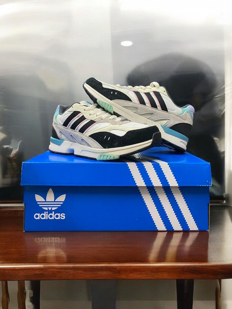 Adidass torsion super sneakers