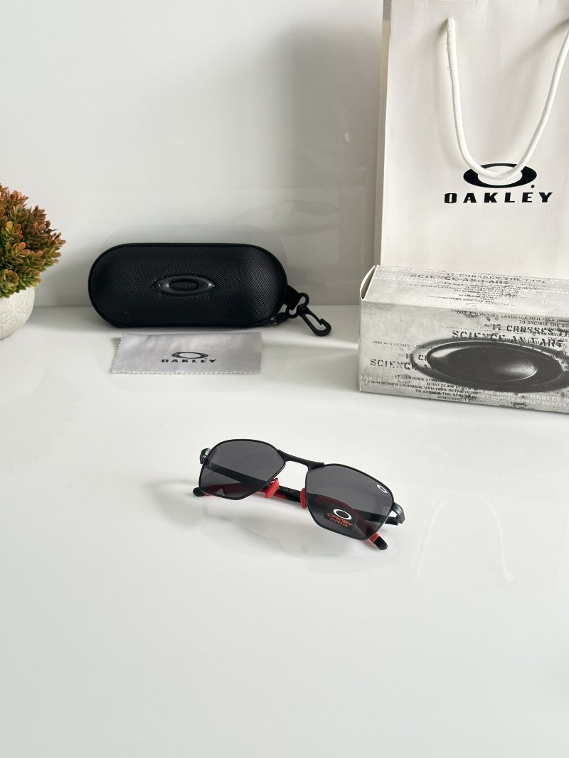 Oakley 8916 Black