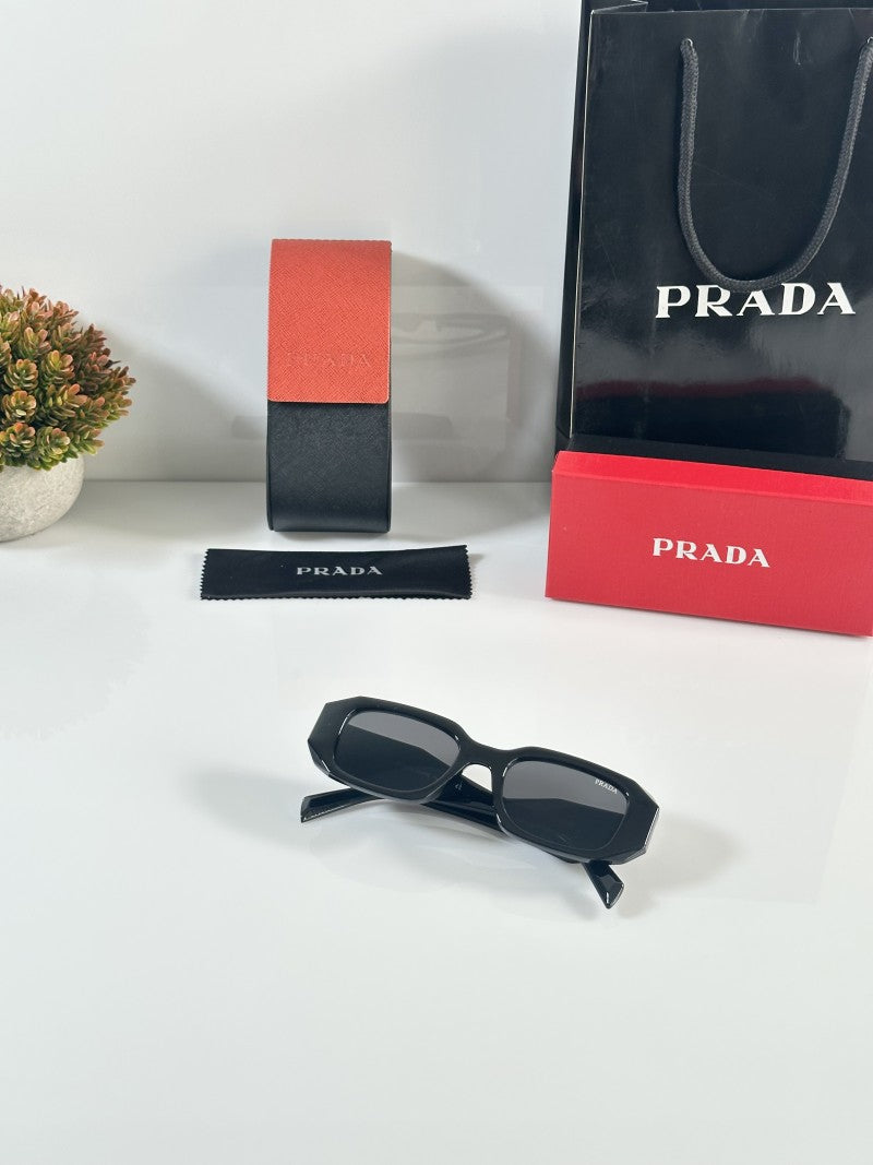 Prada 8679 Black