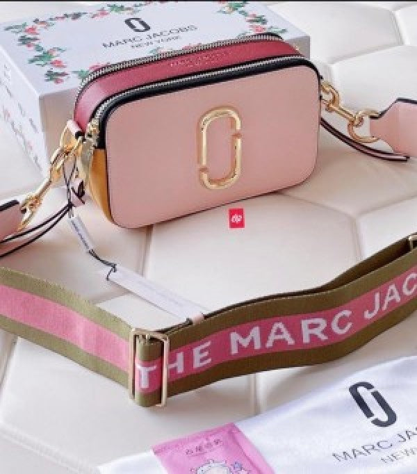 MARC JACOBS SNAPSHOT WITH BOX AND DUSTBAG AND BILL