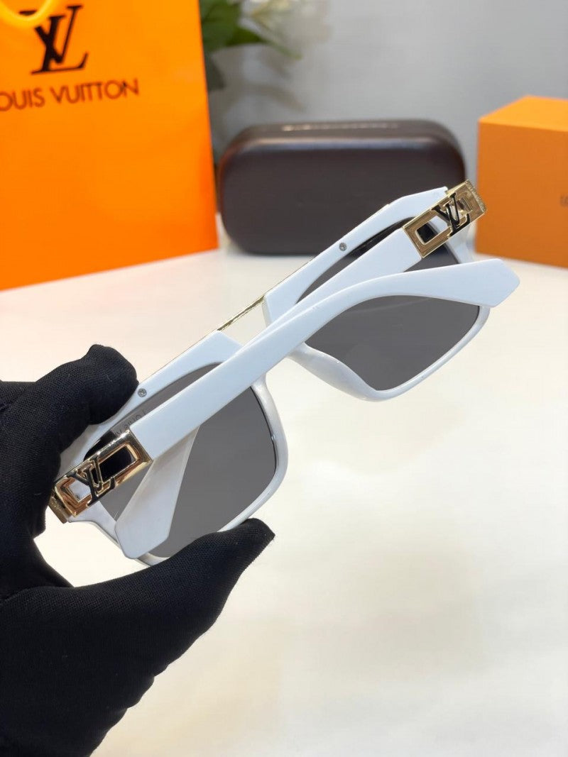 Louis vuitton 506 white gold