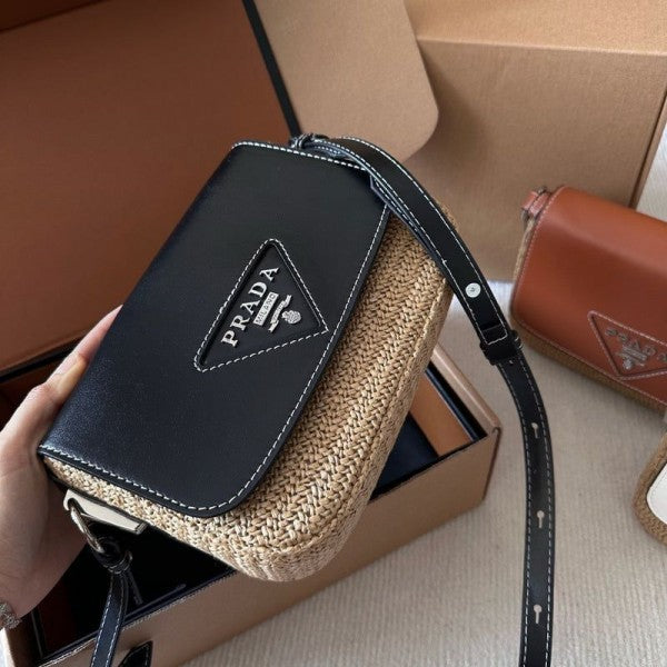 PRAD  A RAFFIA SHOLDER BLACK BAG WITH BOX