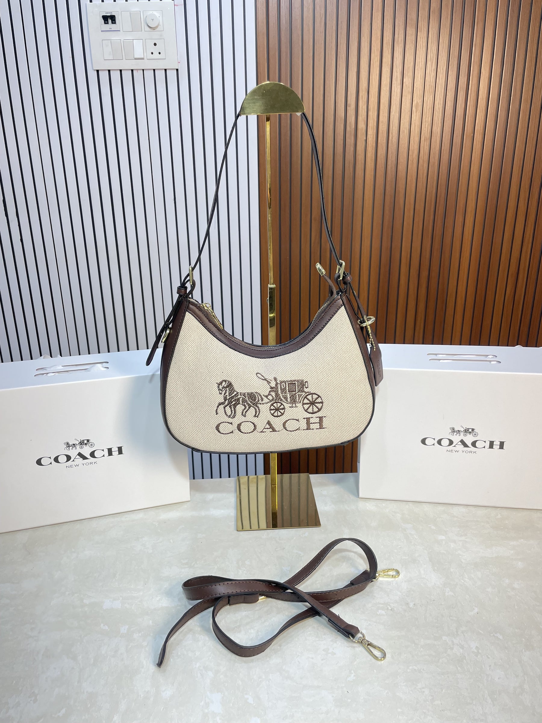 COAC H sling bag with folding box 243