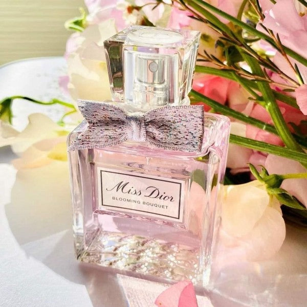 MISS DIOR