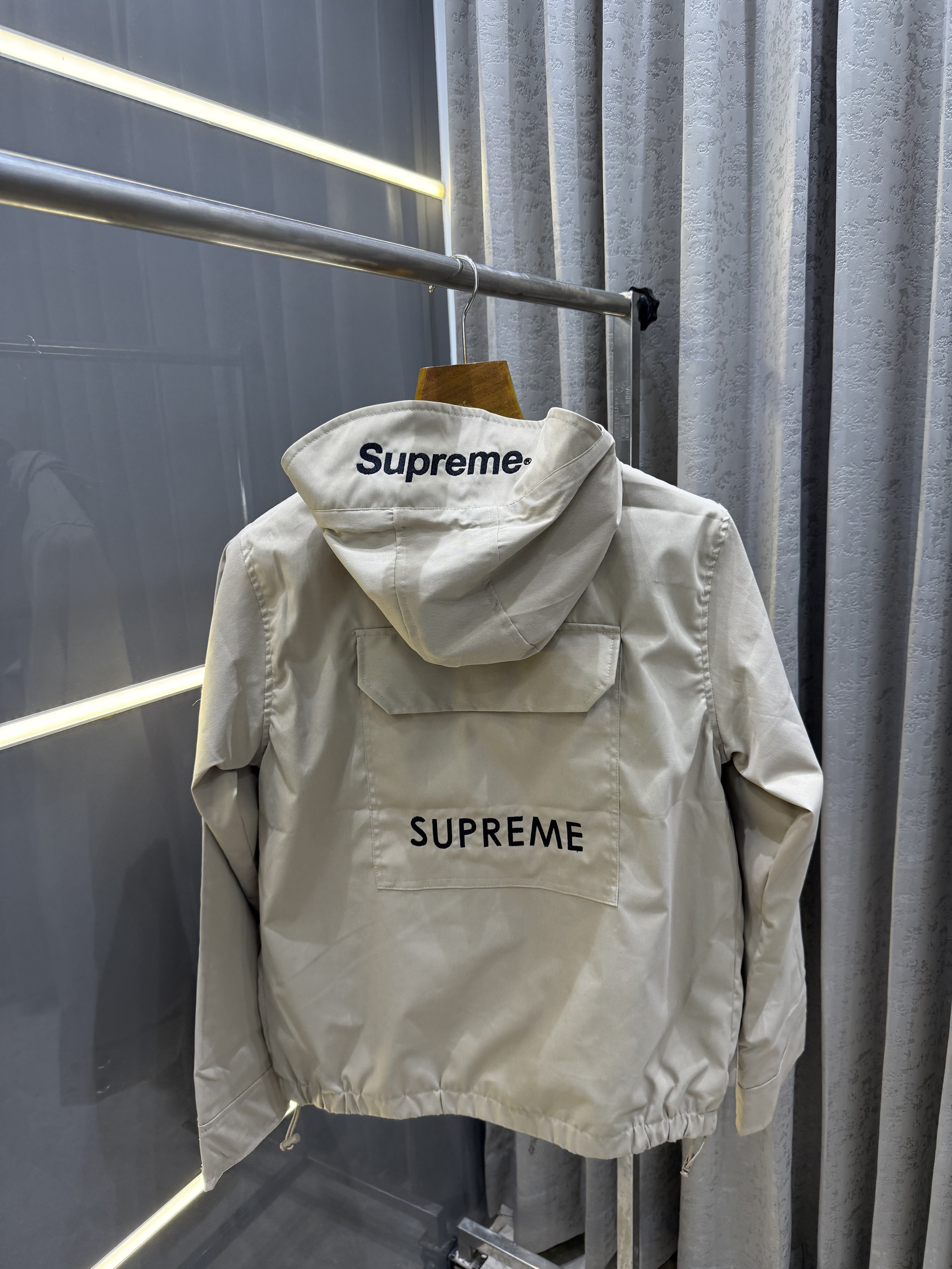 Gucc.i X Supreme Beige Premium Jakcet