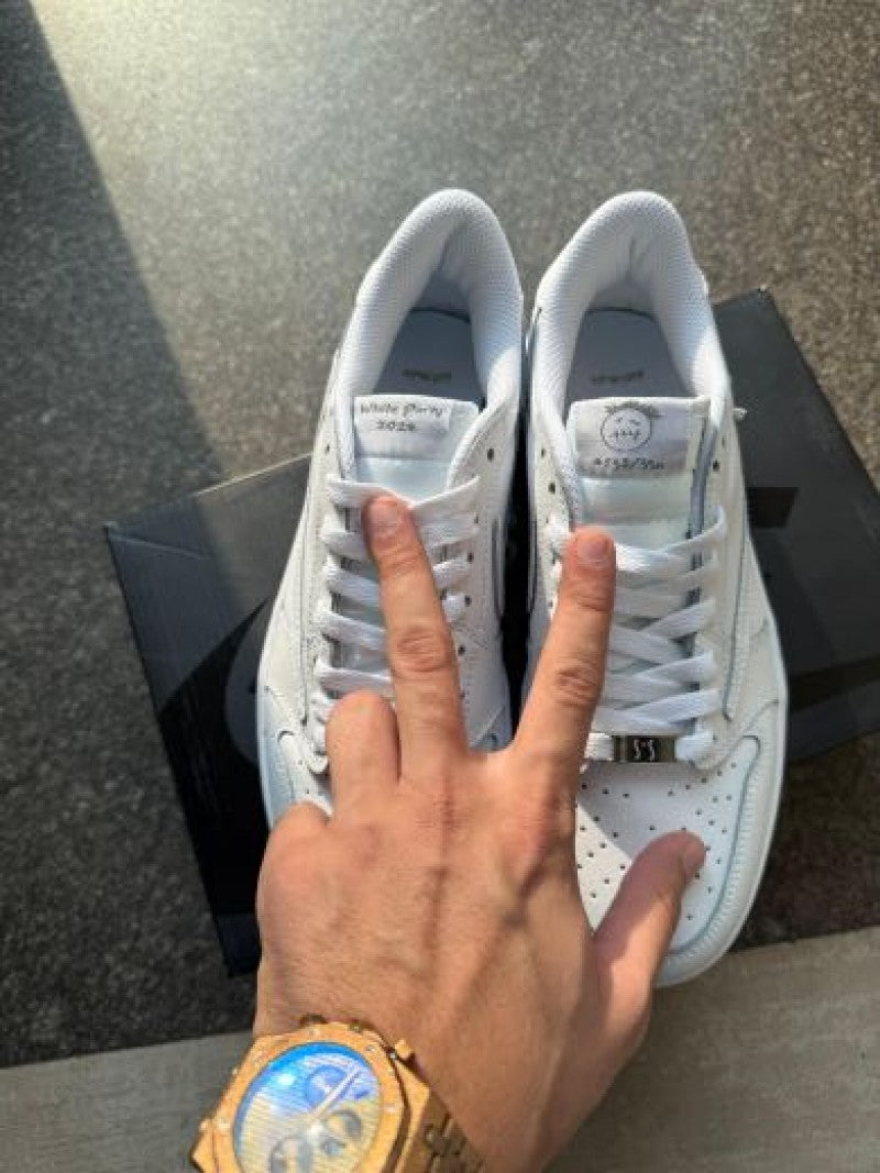 Nikee Air Jordan 1 Travis scott All White