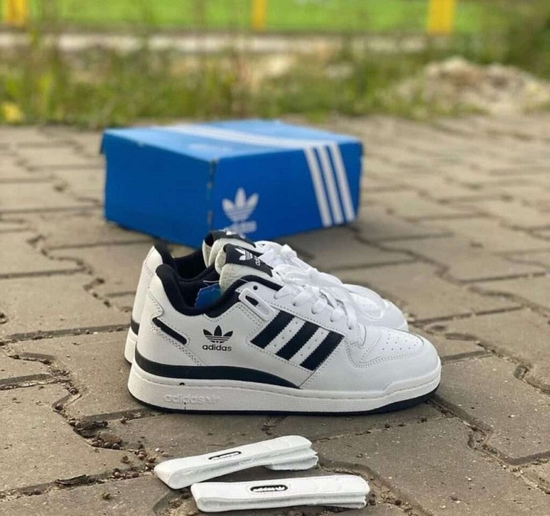 .adidas forum low white black