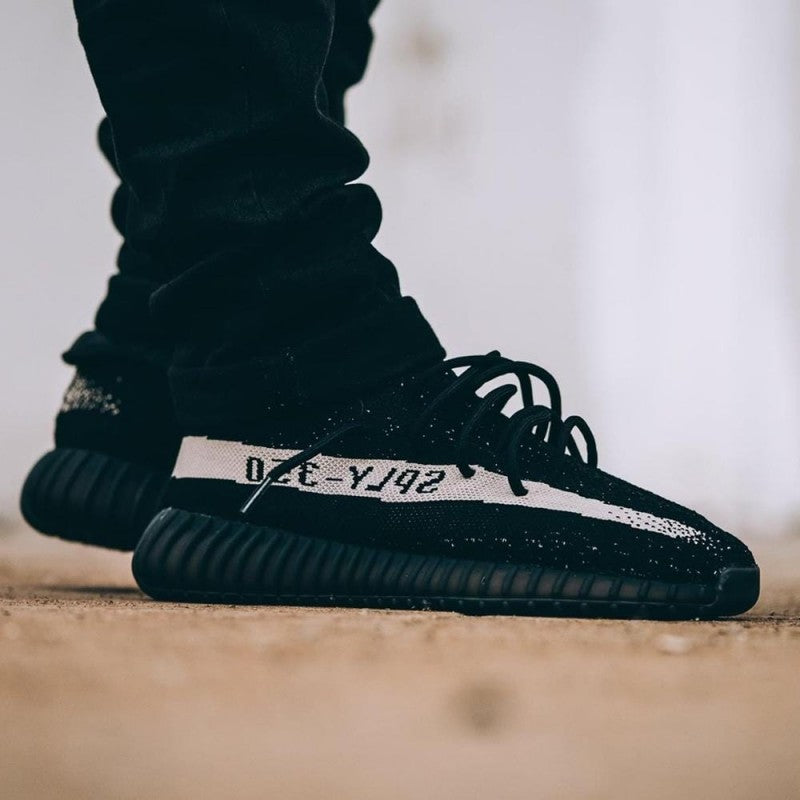 ADDIDAS YEEZY 350 V2 OREO