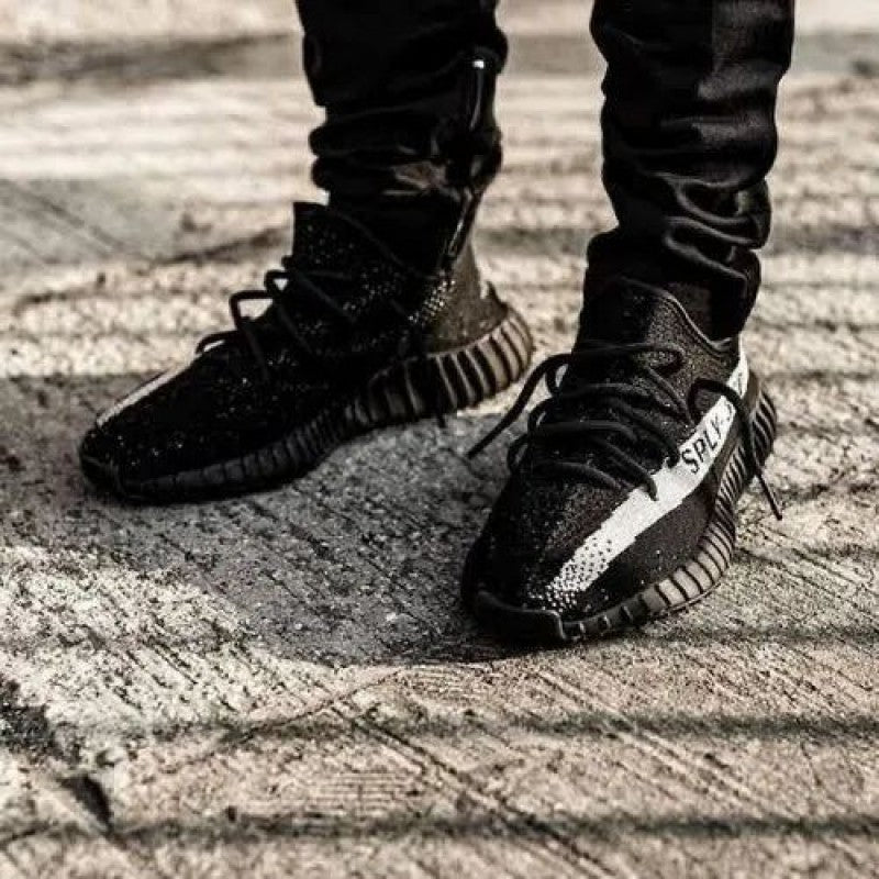 ADDIDAS YEEZY 350 V2 OREO