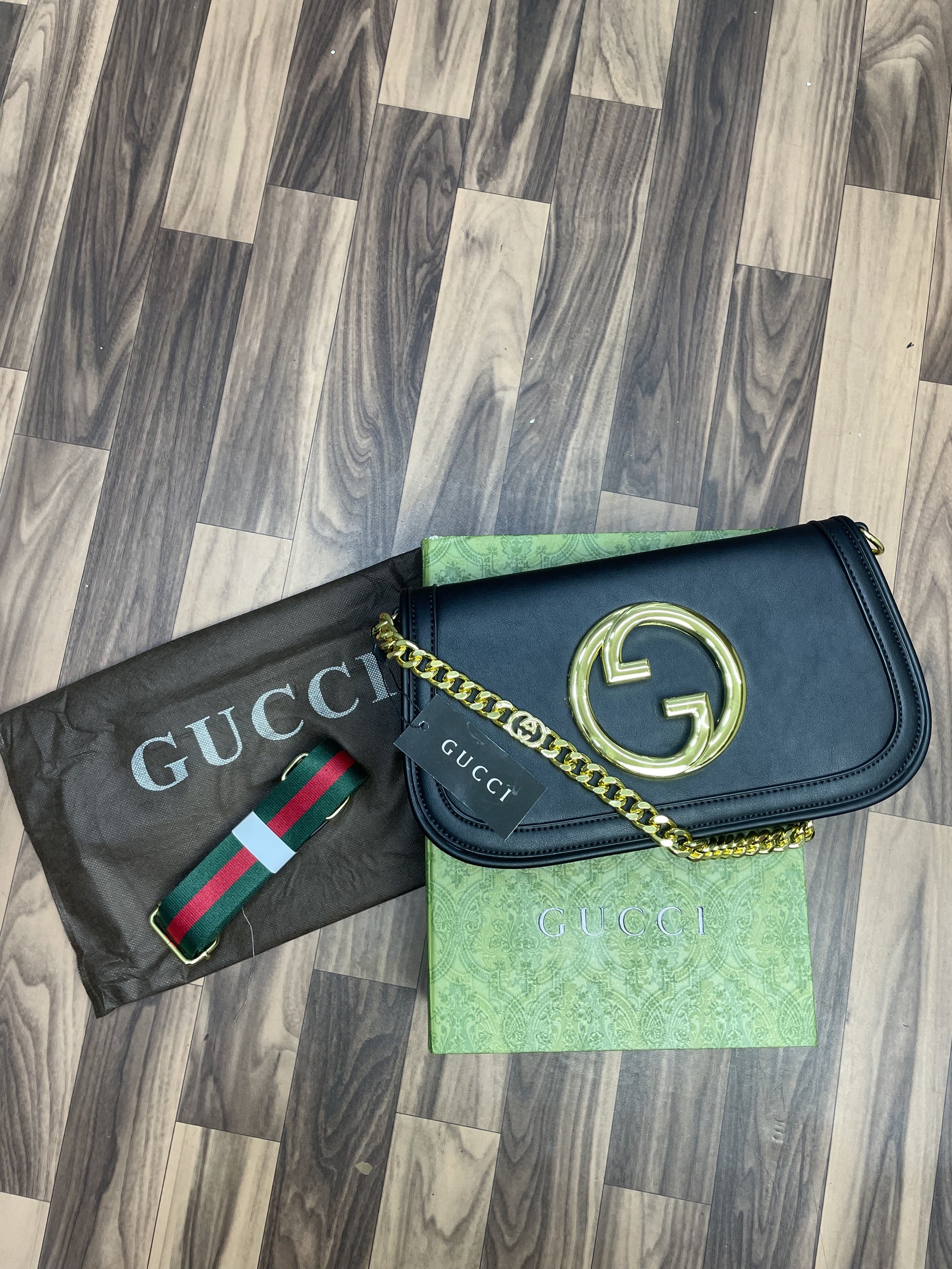 Gucc I Blondie hand bag With folding box 283