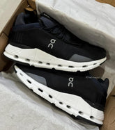 ON CLOUD QC BLACK WHITE