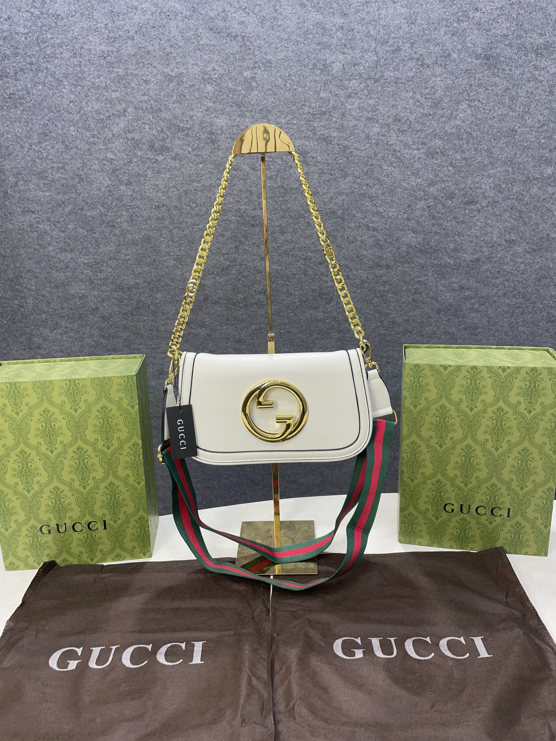 Gucc I Blondie hand bag With folding box 281