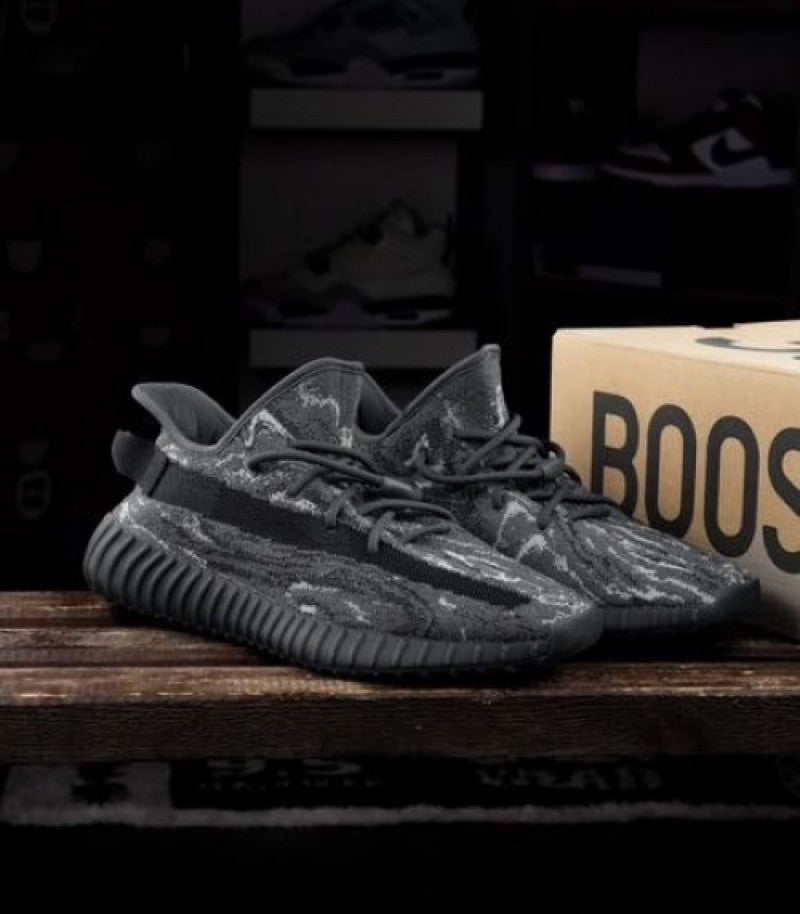 yeezy 350 v2 mx dark salt semi ua