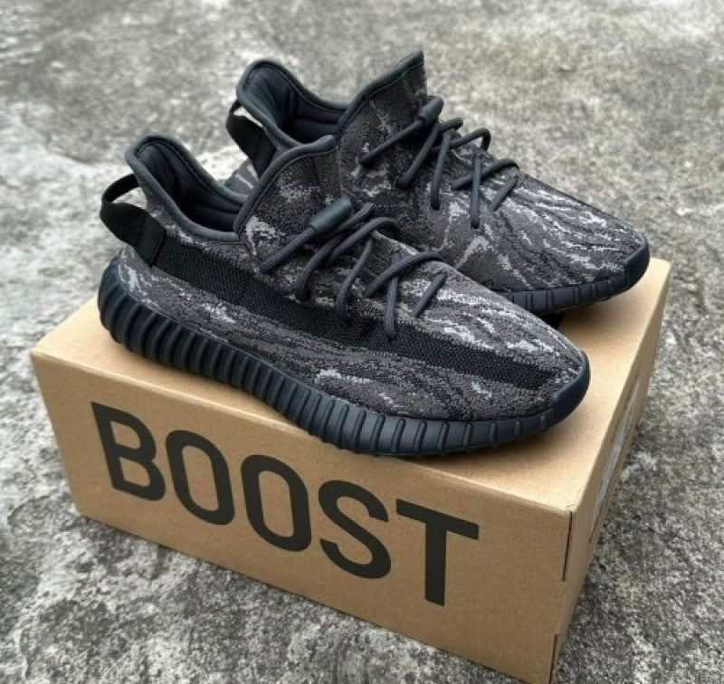 yeezy 350 v2 mx dark salt semi ua