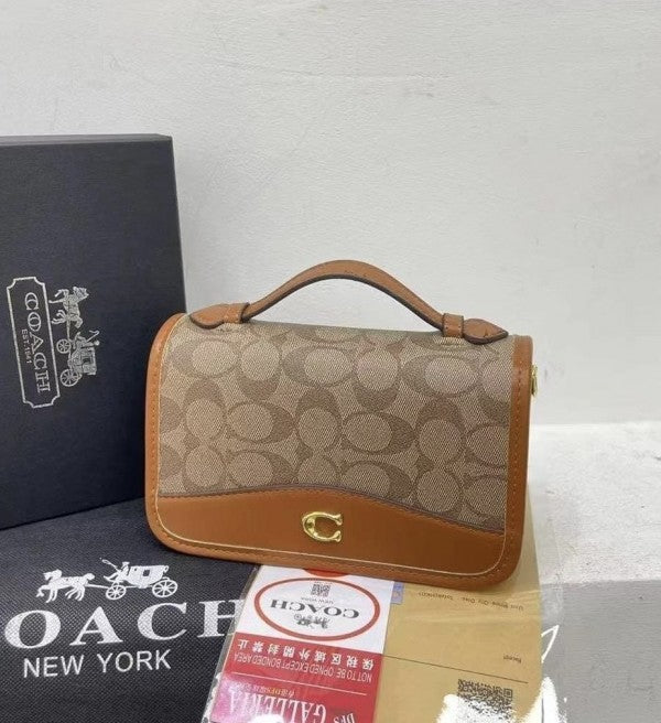 Coac  h Bea Crossbody medium bag with OG box 334