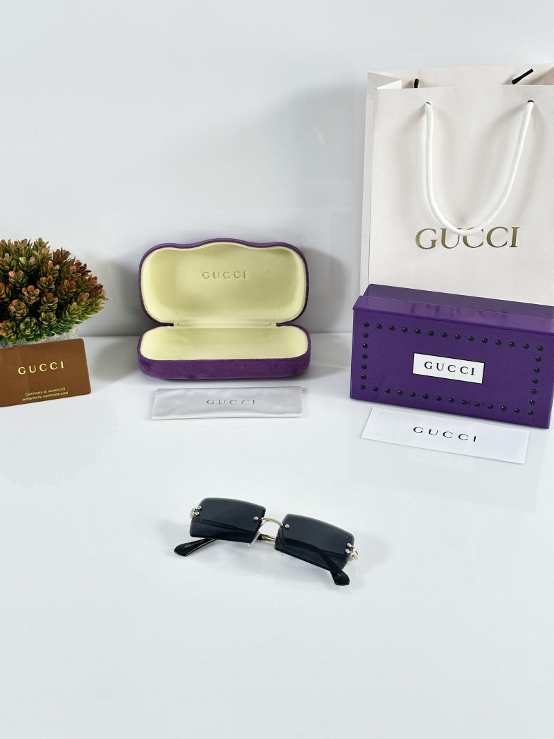Gucci 5252 Gold Black