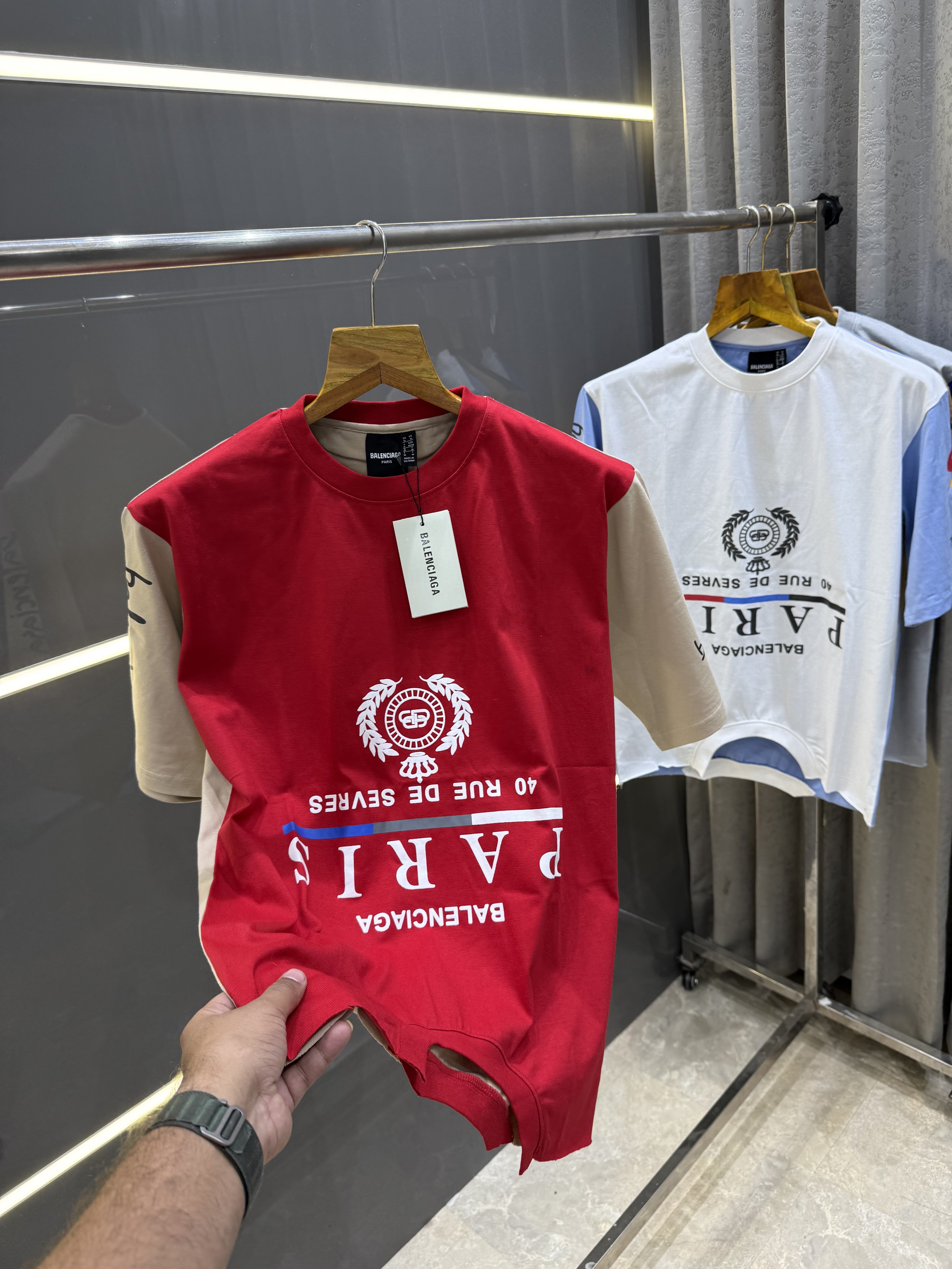 Big sale BALENCIAGA RED PRITNED PREMIUM OVERSIZED T-SHIRT