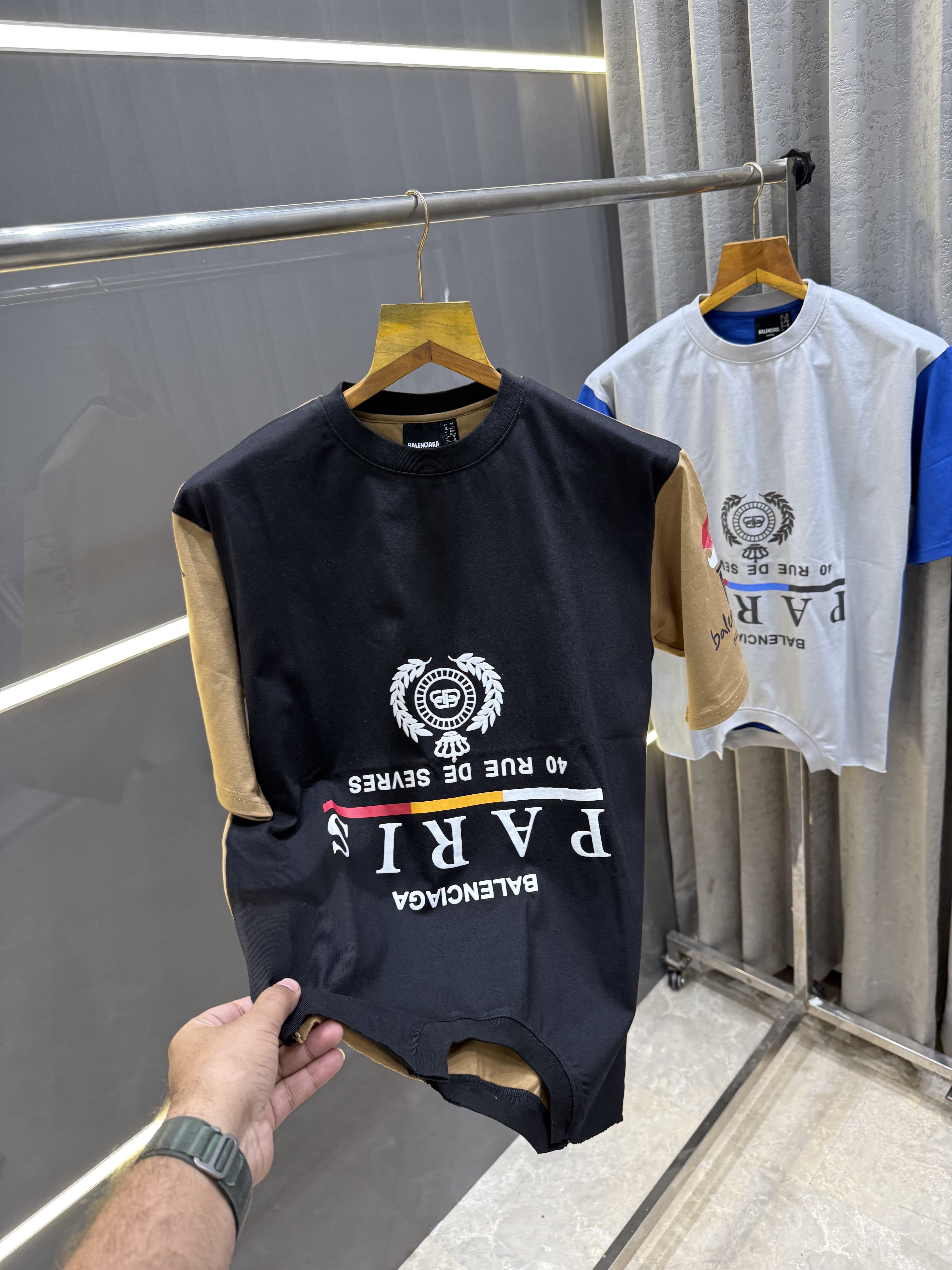 Big sale BALENCIAGA BLACK PRITNED PREMIUM OVERSIZED T-SHIRT