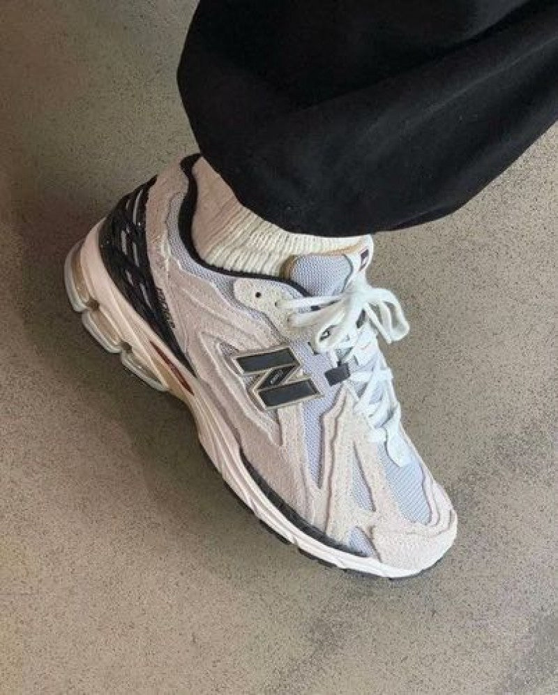 New Balance 1906r Protection Pack Reflection
