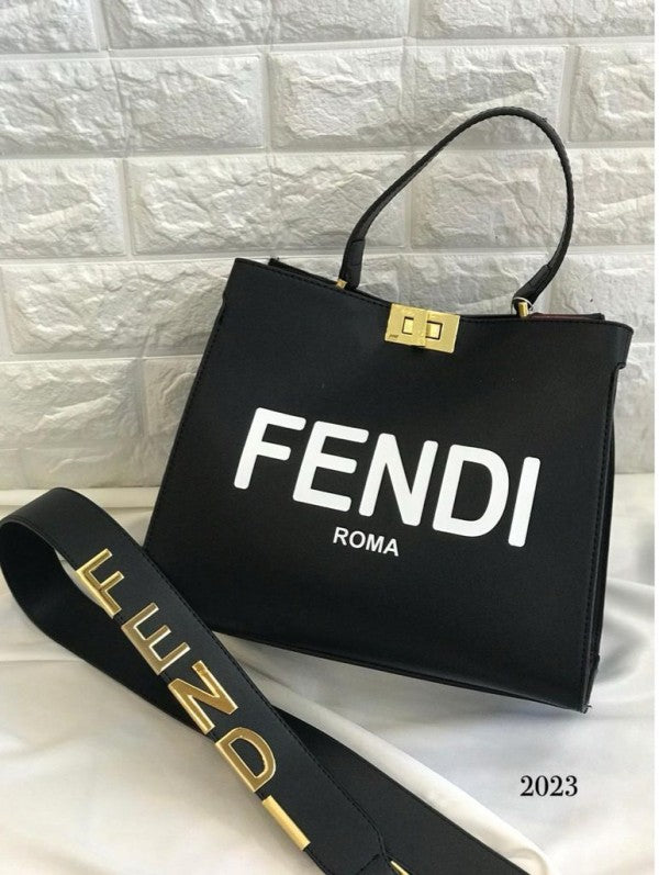 FEND I TRNDY LEATHER BLACK HAND BAG