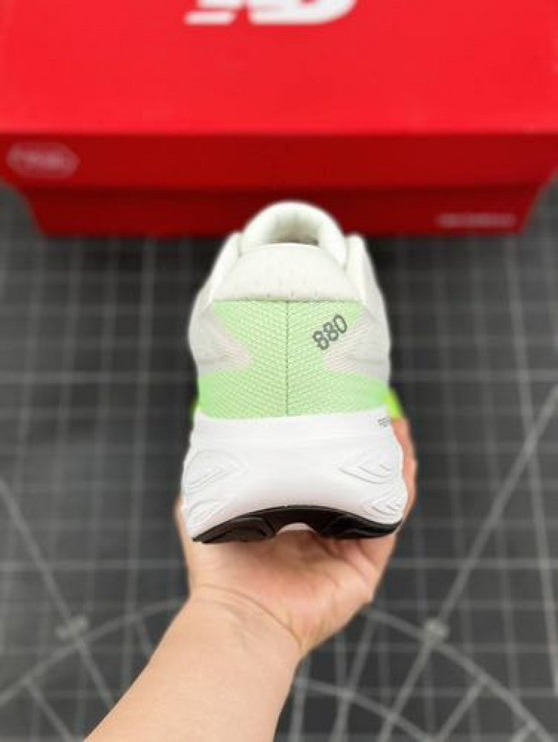 New Balance Fresh Foam X 880v15 White