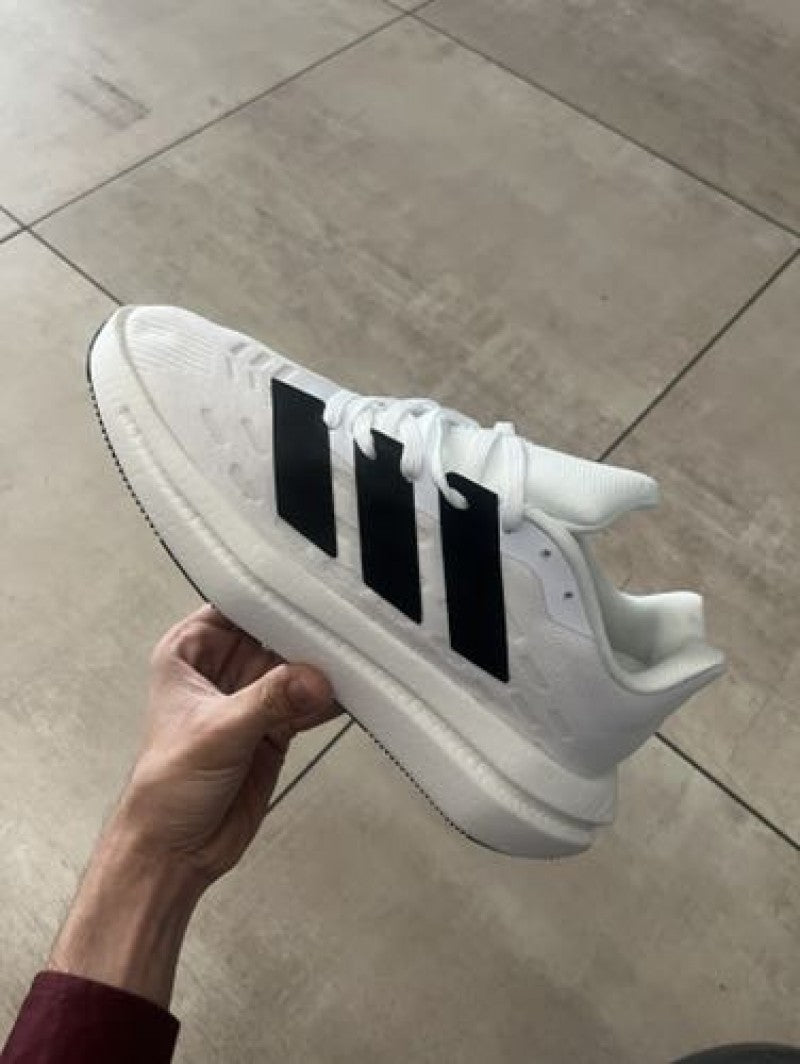 Adidass Flowboost White Black