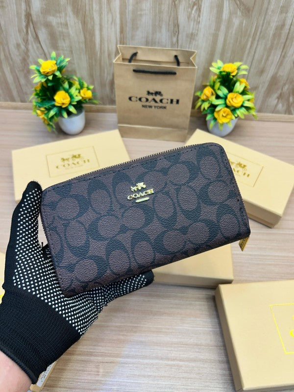 COACH LONG WALLET V680