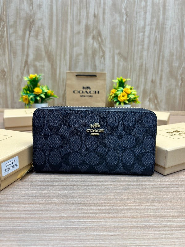 COACH LONG WALLET V682