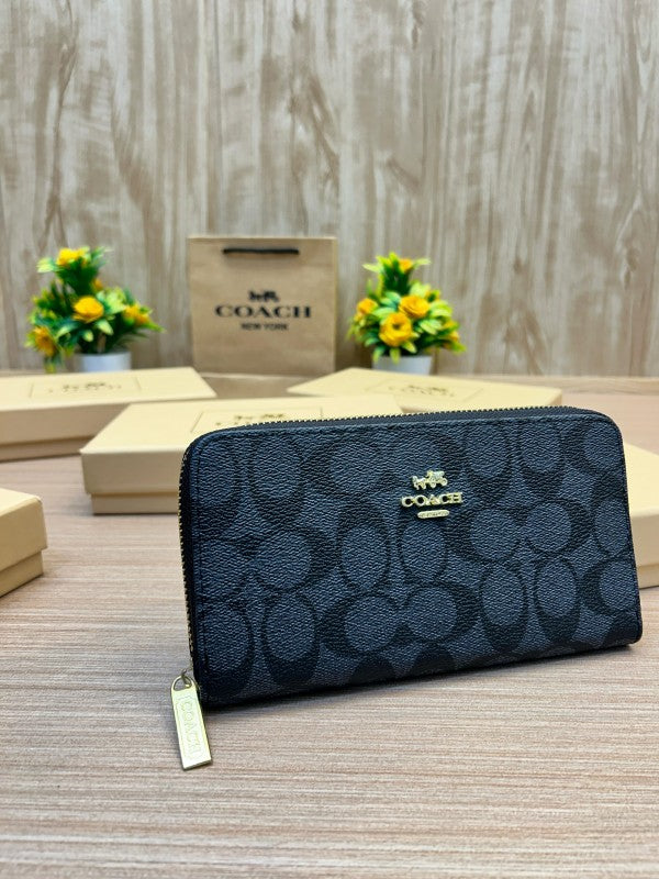 COACH LONG WALLET V682